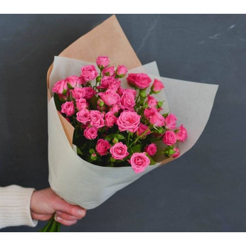 Купить на заказ Букет из 5 кустовых роз с доставкой в Жаркенте