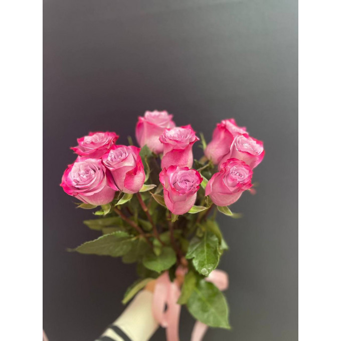 Букет из 9 фиолетовых роз