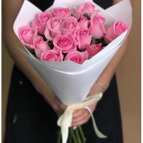 Купить на заказ 15 розовых роз с доставкой в Жаркенте