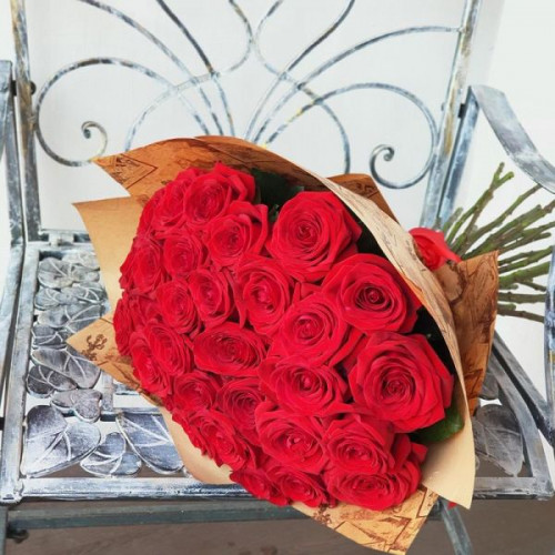 Купить на заказ Букет из 31 красной розы с доставкой в Жаркенте