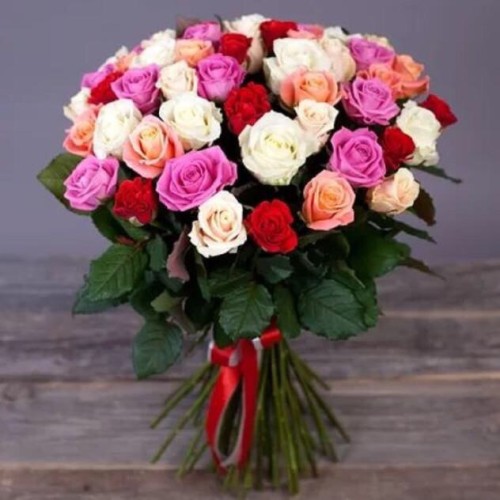 Купить на заказ Букет из 31 розы (микс) с доставкой в Жаркенте